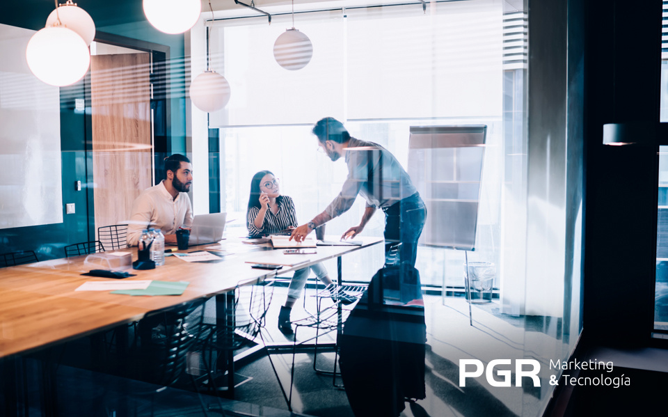 How to Acquire Customers with Demand Gen?