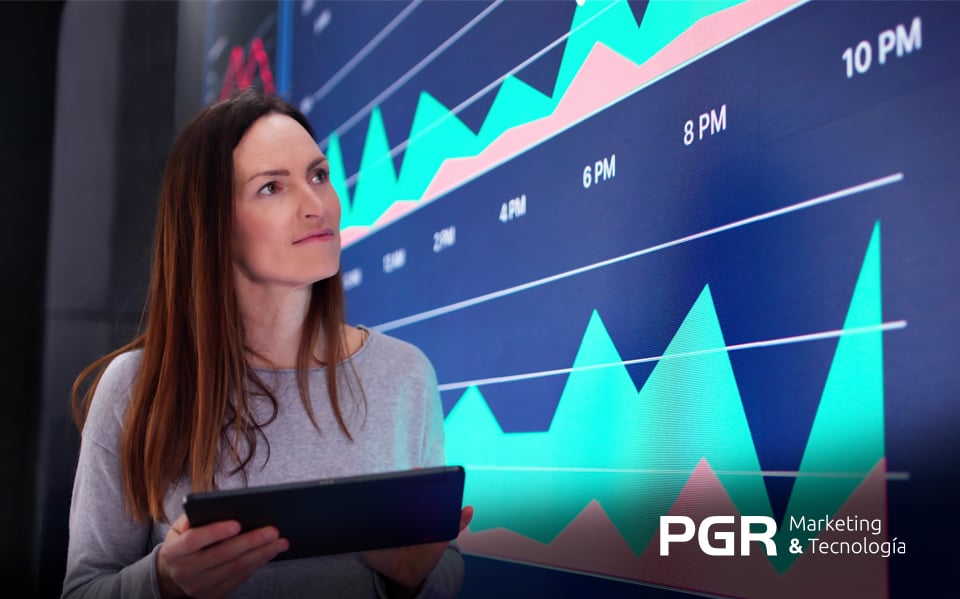 Email vs. LinkedIn: ¿Qué canal genera mejor conversión en B2B?